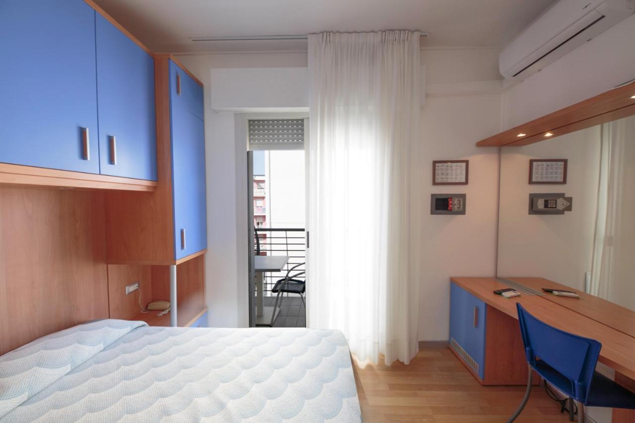 Hotel Riviera 카오를레 외부 사진