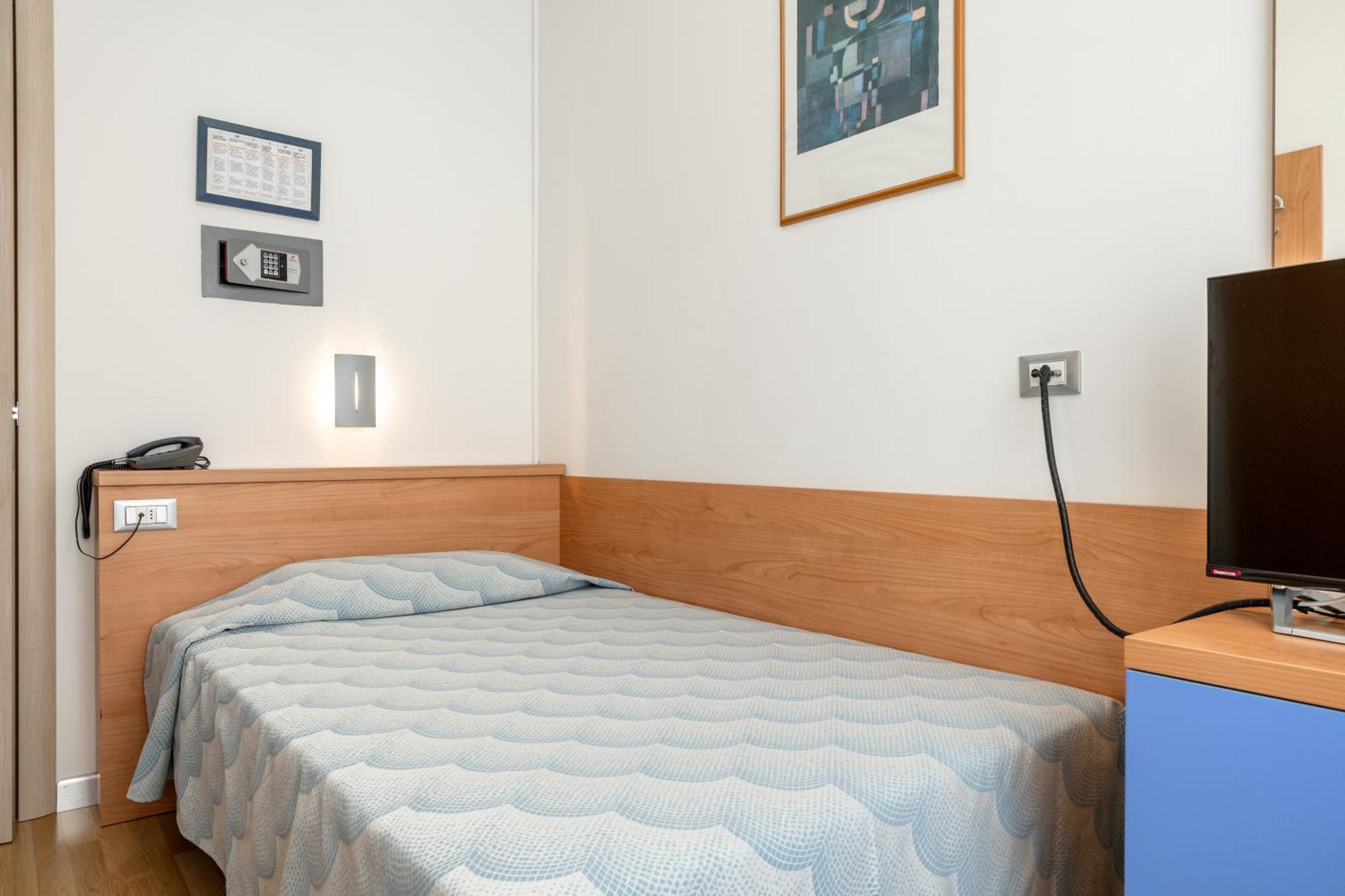 Hotel Riviera 카오를레 외부 사진