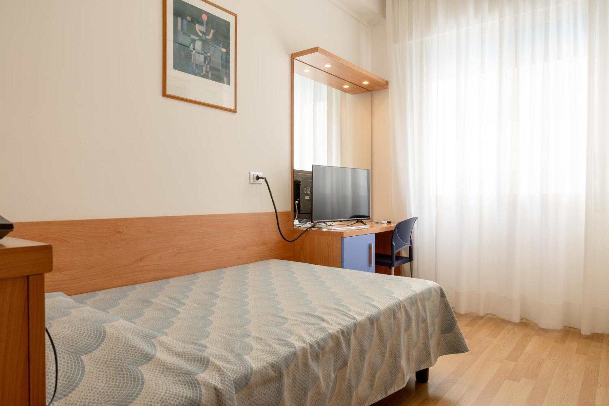 Hotel Riviera 카오를레 외부 사진