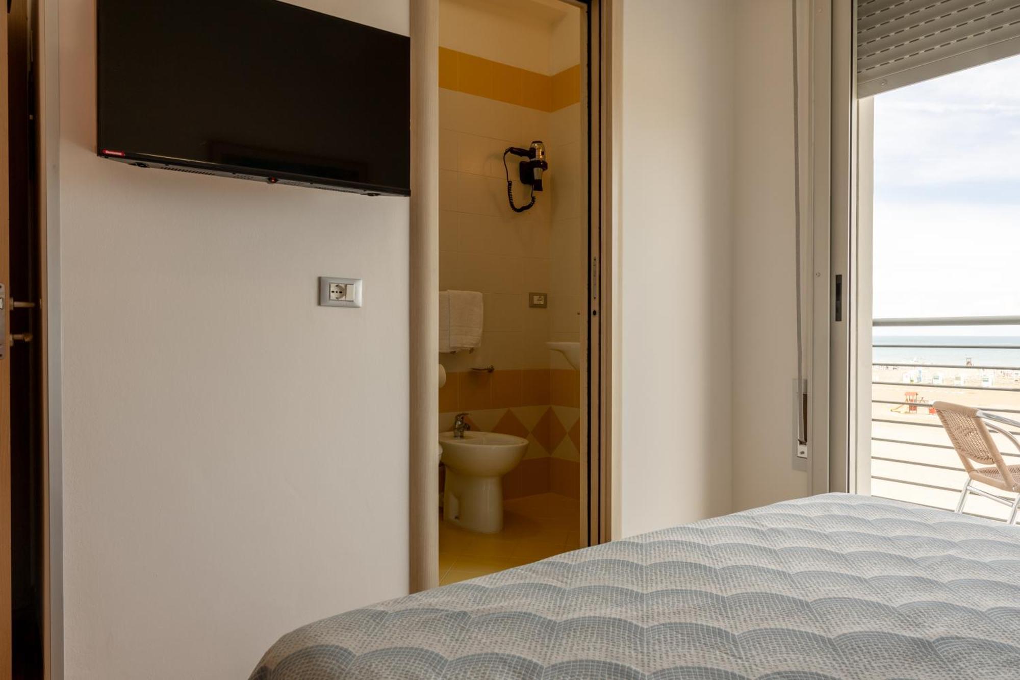 Hotel Riviera 카오를레 외부 사진