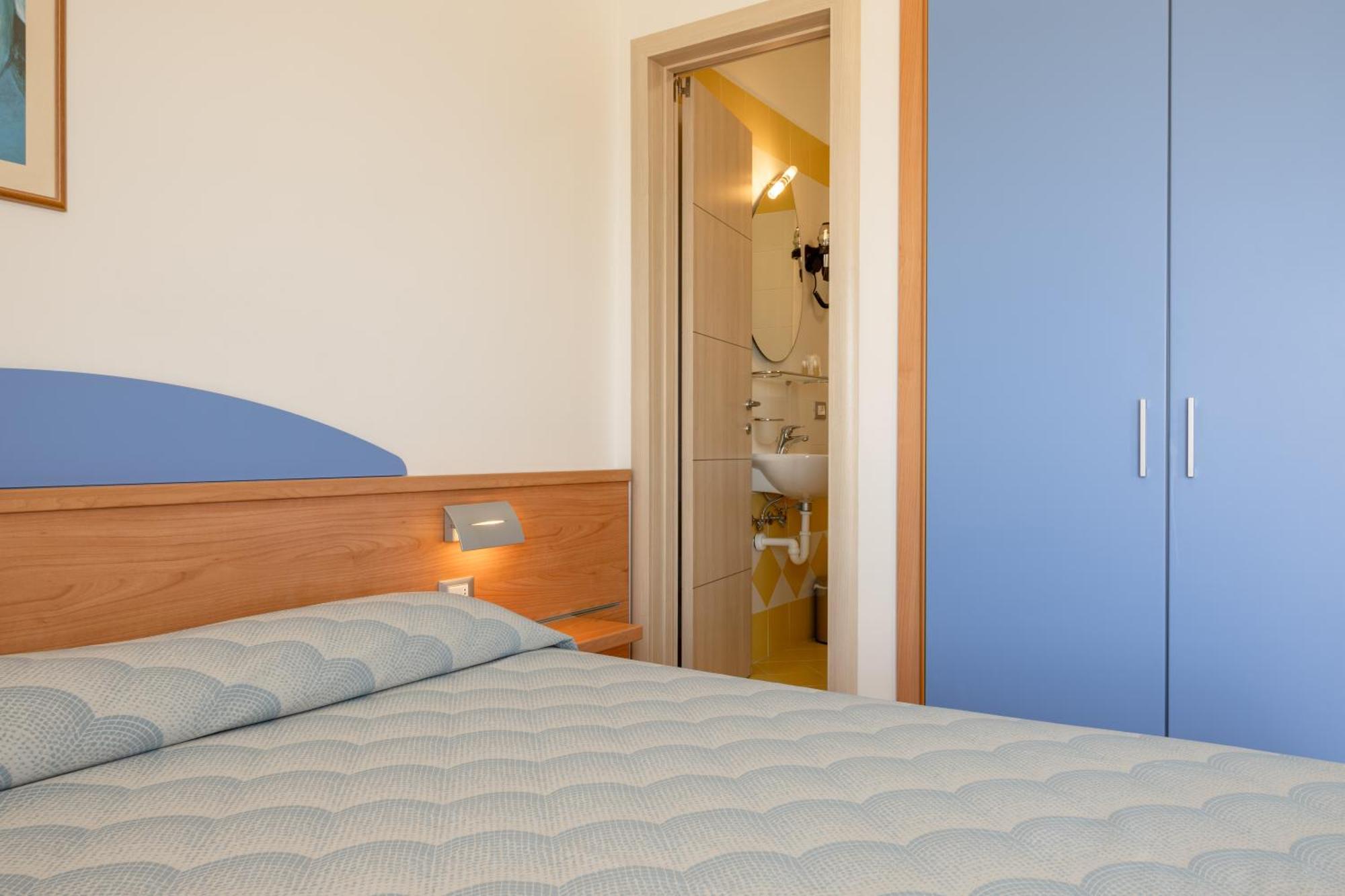 Hotel Riviera 카오를레 외부 사진